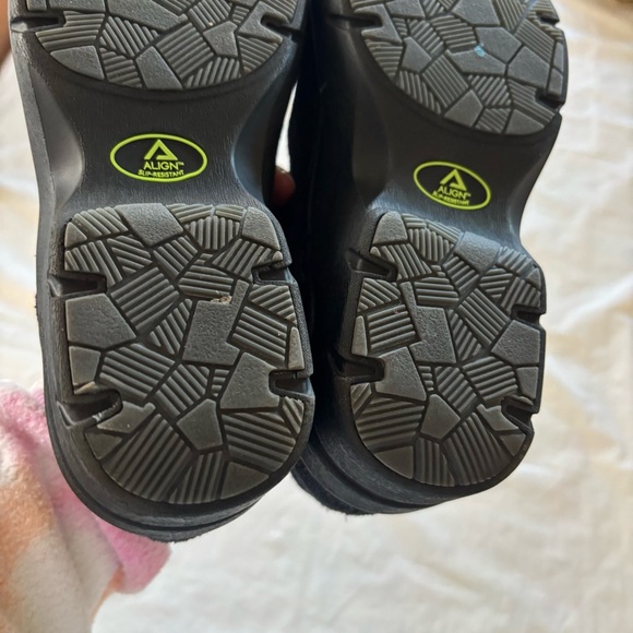 NWT Align Indya Black Silver Leopard Print Clogs Nurse SZ 7.5 - Picture 10 of 14